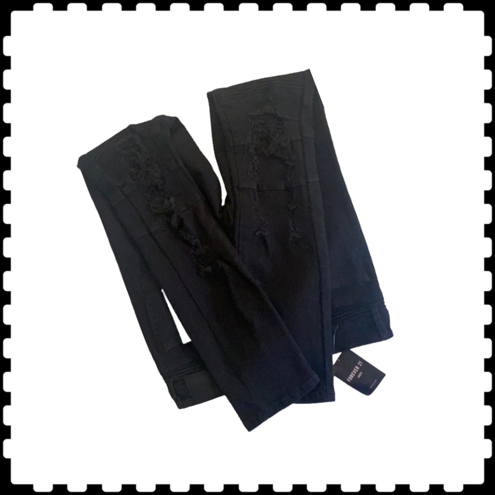 Men’s Denim Jeans Riveted & Bar Tacked.